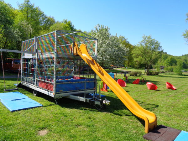 Spielanhänger